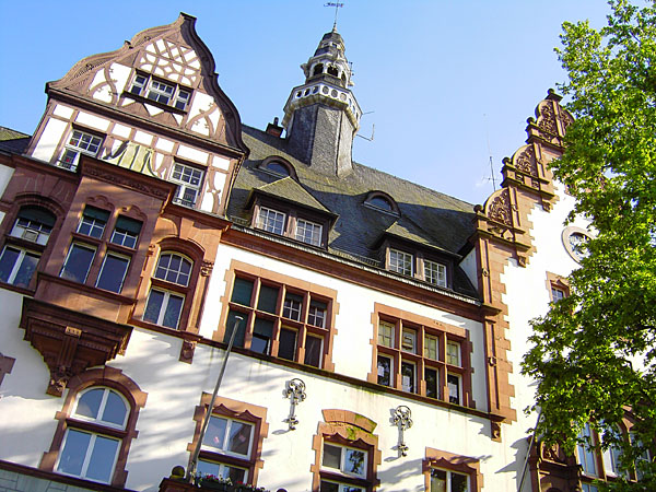 Rathaus Fechenheim (1902)