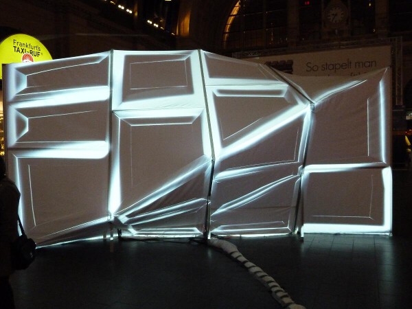 Hauptbahnhof - Installation zur Luminale 2014 im Vestib�hl