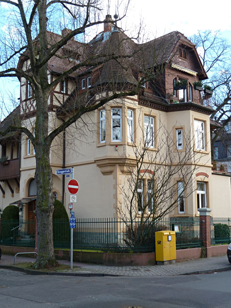 Rosegger-/Grillparzerstra�e