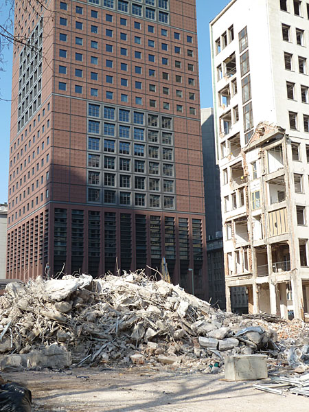 Taunustor - Abriss Rheinhyp-Geb�ude