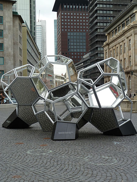 Rossmarkt - Installation