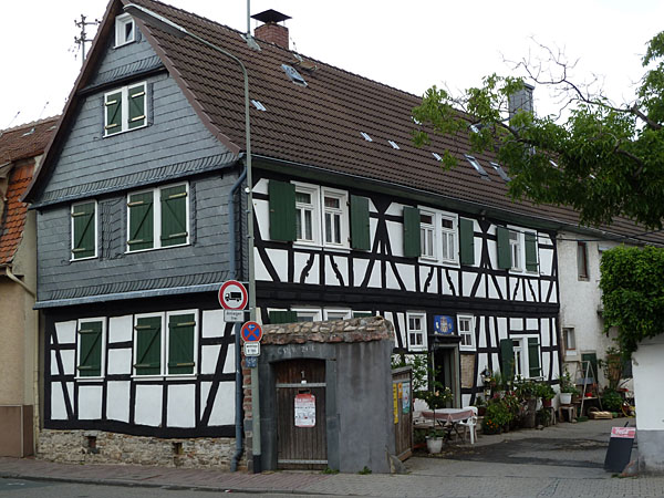 Alt-Niedereschbach 1