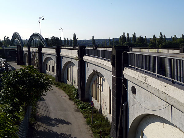 Osthafen - Vorlandbrcke (1912; teilweiser Abbruch 2012)