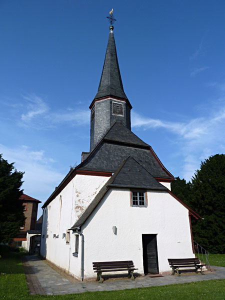 Dorfkirche (ab 12. Jh.)
