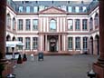 Palais Thurn und Taxis - Innenhof (1729-39, Rekonstruktion)
