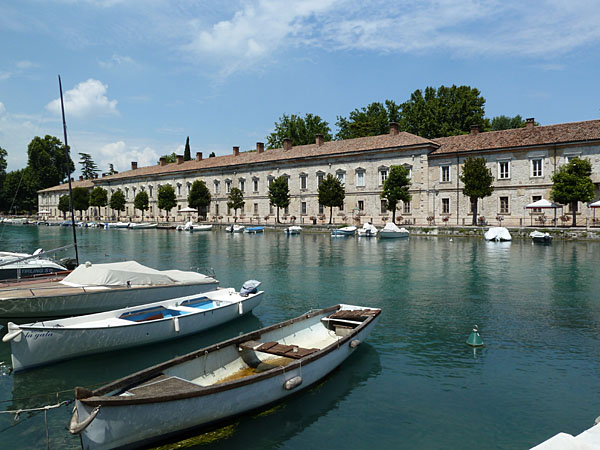 Peschiera - Canale di Mezzo und Palazzina Storica