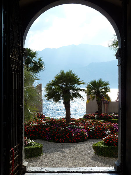Malc�sine - Palazzo dei Capitani mit Seeterrasse