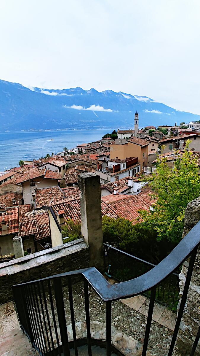 Limonaia del Cast�l - Blick �ber Limone