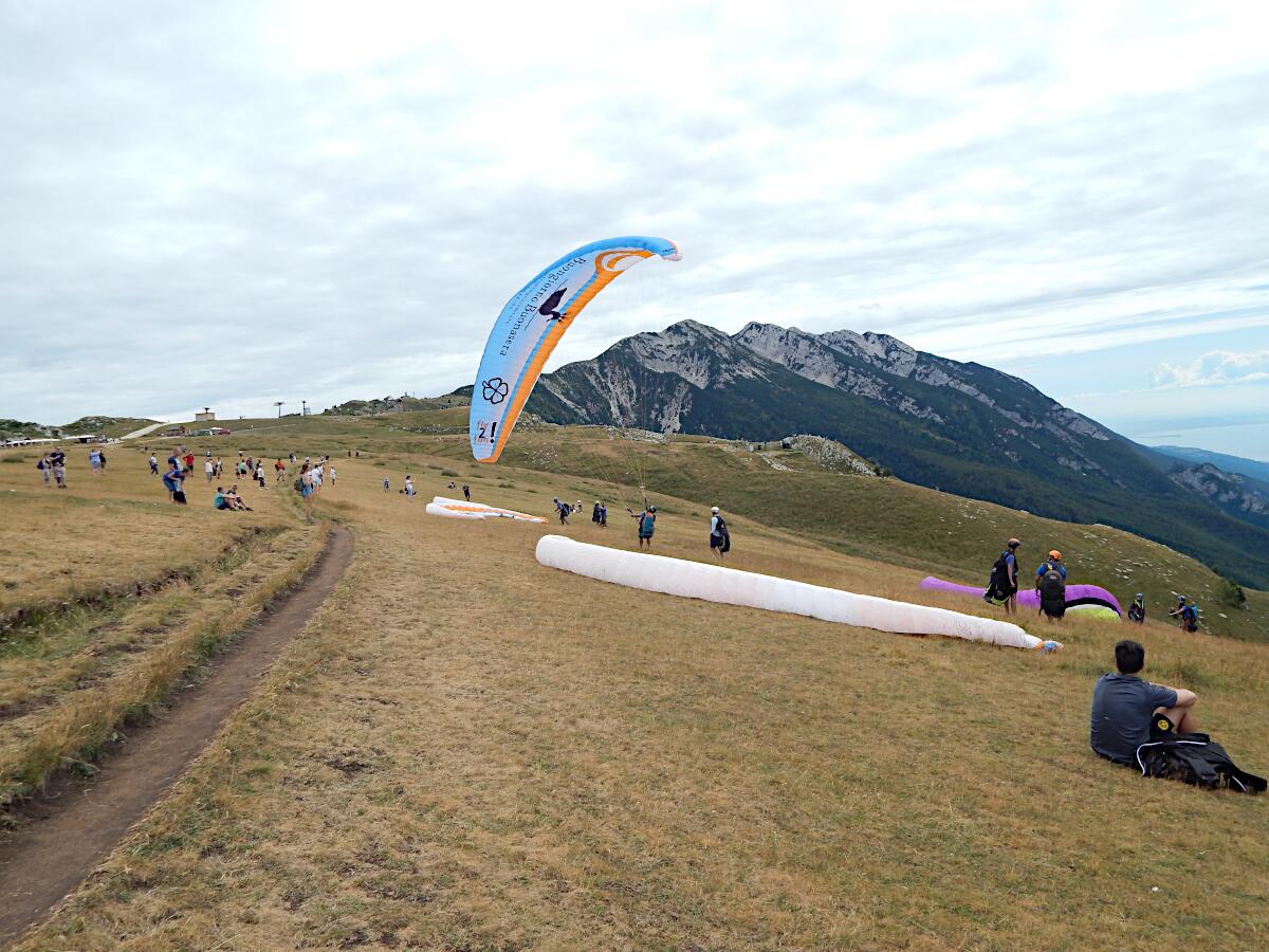 Gleitschirmstart am Monte Baldo