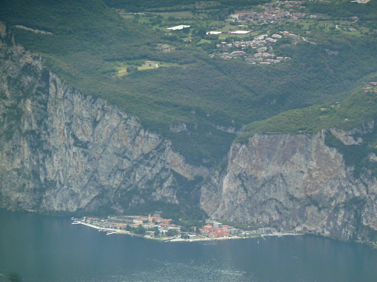 Campione del Garda und Prabione (oben)