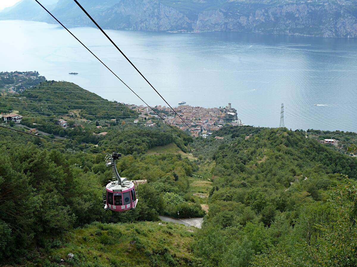 Funivia Malc�sine Monte Baldo