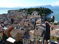 Sirmione - Castello Scaligero (Blickrichtung Norden vom Torre di Mastino)