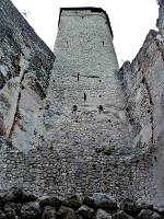 Castello di Sabbionara (ab 11. Jh.) - Bergfried
