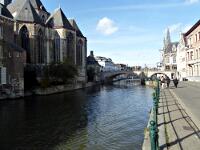 Leie - links Sint-Michielskerk (15./16. Jh.)