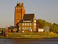 Finkenwerder - Lotsenhaus an der Elbe