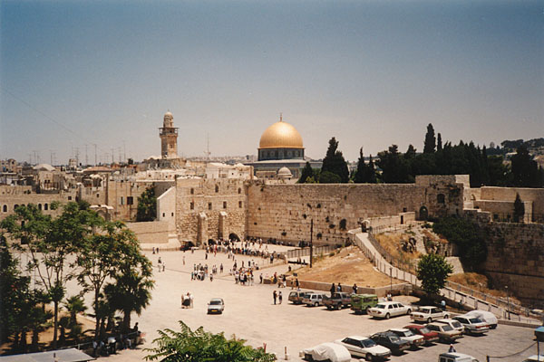 Jerusalem - Tempelberg mit Westmauer, Felsendom und Rampe zum Mugrabi-Tor