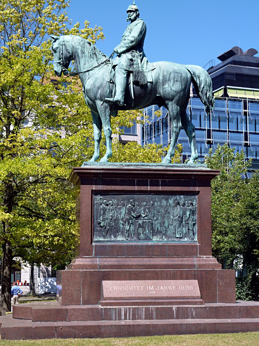 Reiterstandbild Kaiser Wilhelm I. (1896)