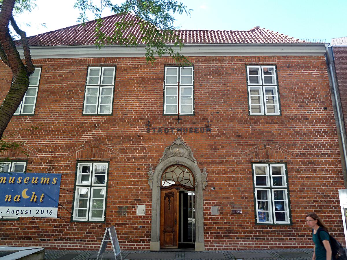 Warleberger Hof - einzig erhaltenes Adelspalais (ab 1616)
