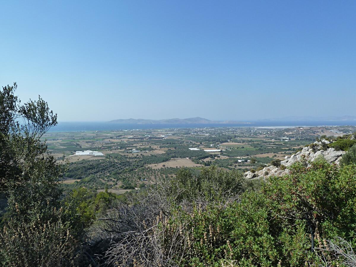 Pale� P�li - n�rdliche K�stenebene (im Hintergrund Pserimos und Salzsee Alikis)