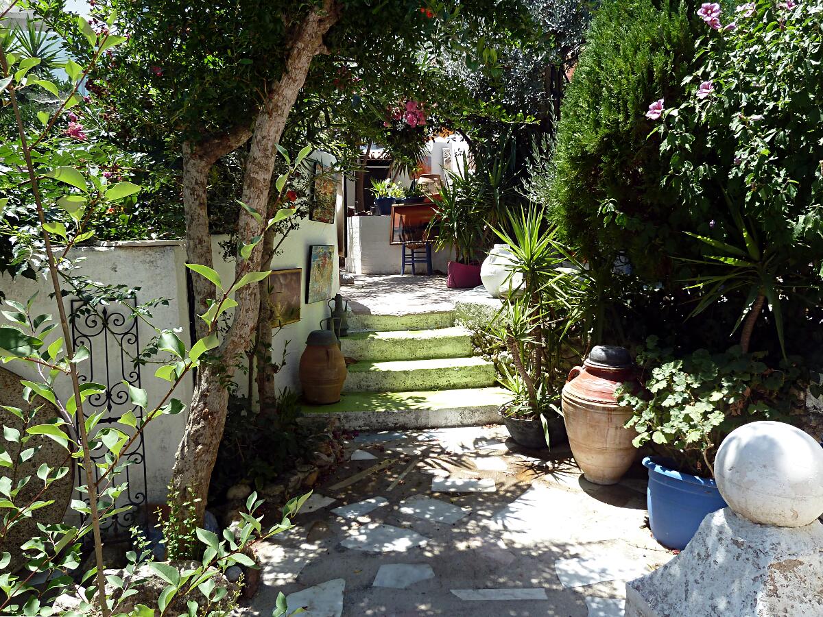 Lago�di - 'The beautiful Greece'