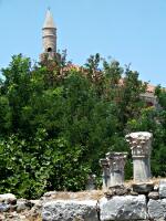 Kos-Stadt - Agora (im Hintergrund Hadji-Hassan-Moschee)