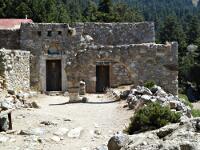 Paleó Pýli - Asómati Taxiárches Gavriíl ke Miachaíl