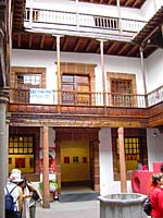 Santa Cruz - Palacio Salazar