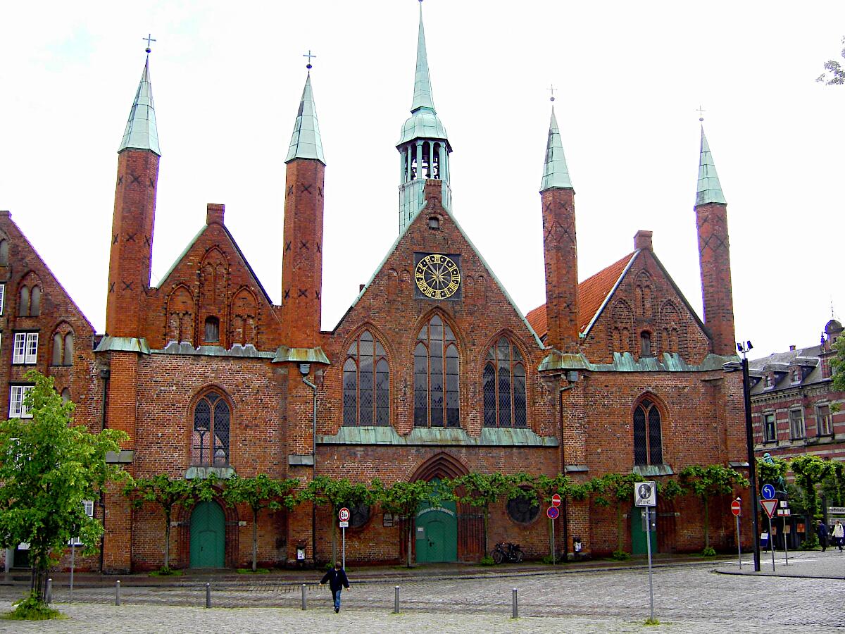 Heiligen-Geist-Hospital (1286) - Westansicht