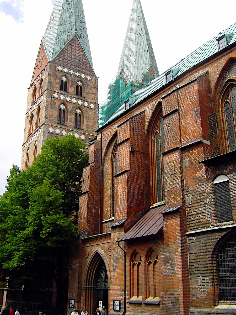 Marienkirche (1277-1351) - Sdostansicht