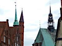 Turmlandschaft - Heiligen-Geist-Hospital und St. Jacobi