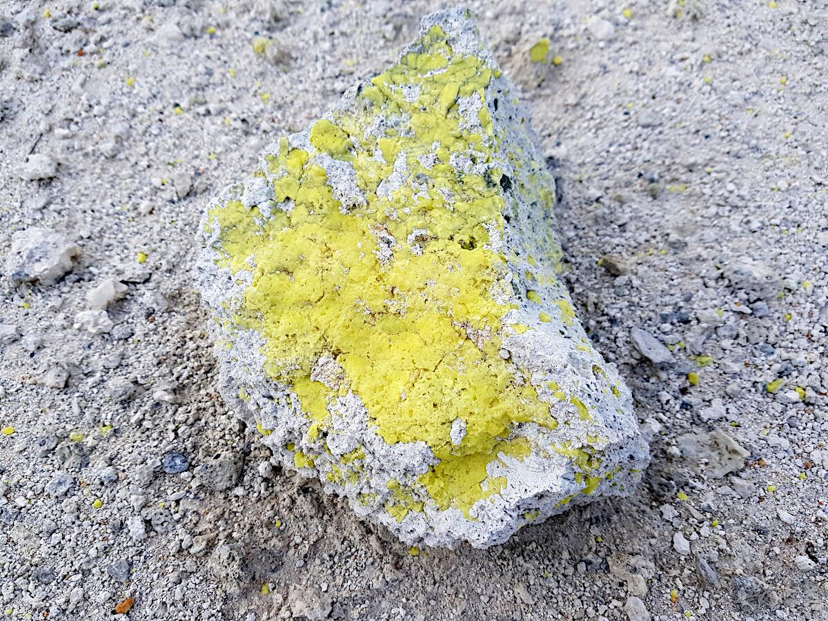 Paliorema - kristalliner Schwefel