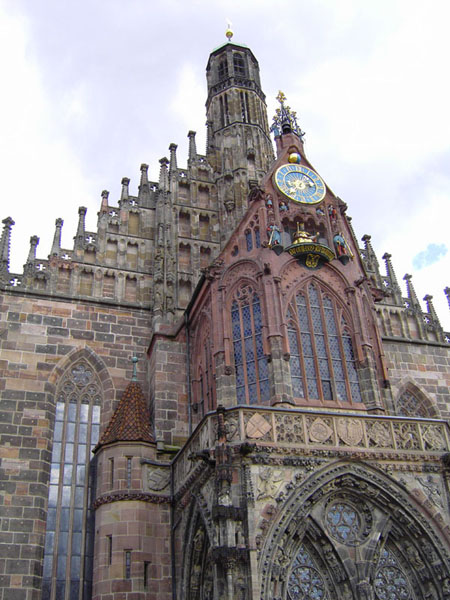 Frauenkirche (14.-16. Jh.)