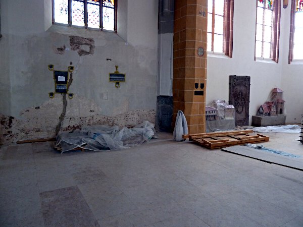 Ev. Stadtkirche St. Johannes und St. Martin (ab 1469) - w�hrend der Innenraumsanierung