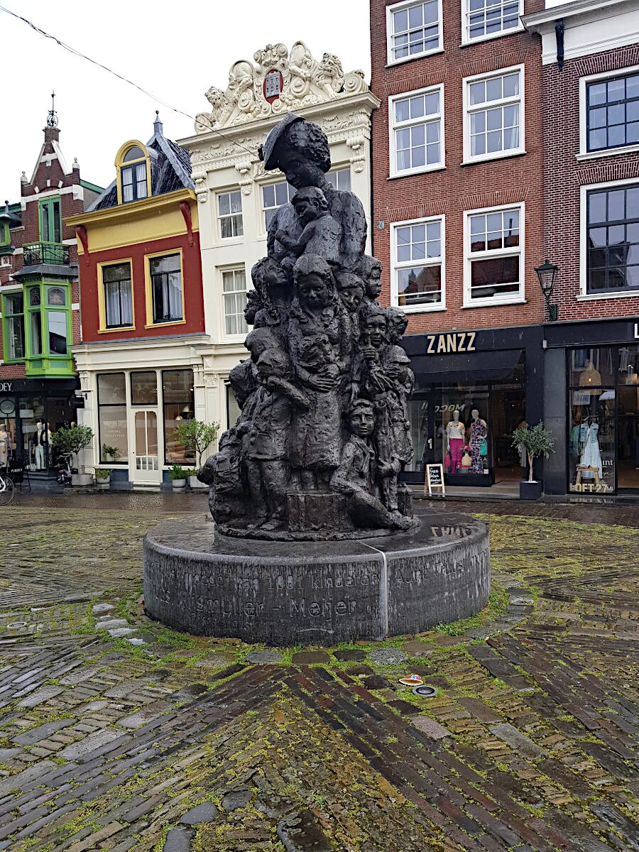 Mient - Denkmal Truus Wijsmuller-Meijer (1896-1978)