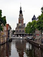 Waag (1603) - im Vordergrund Zijdam
