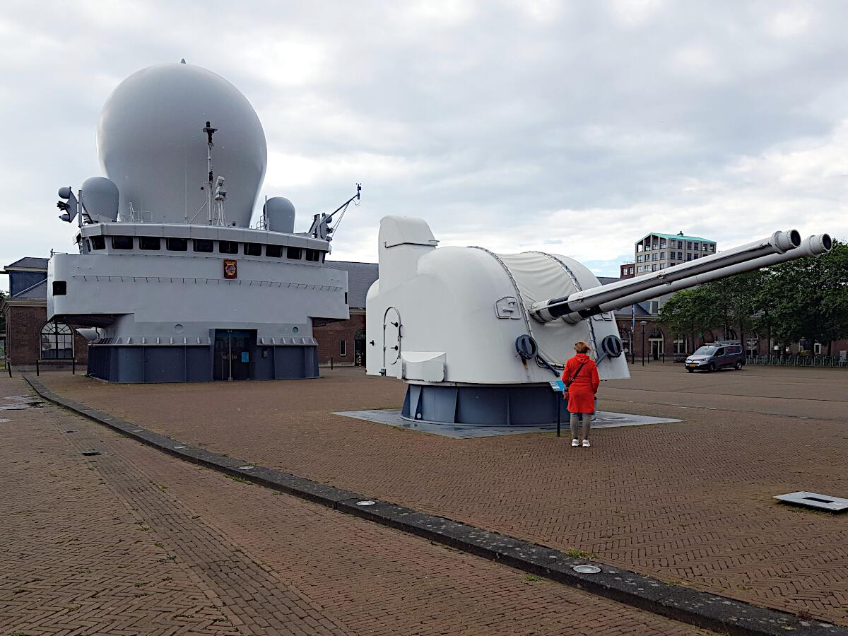 Marinemuseum - Kommandobr�cke Fregatte 'De Ruyter' (1976)