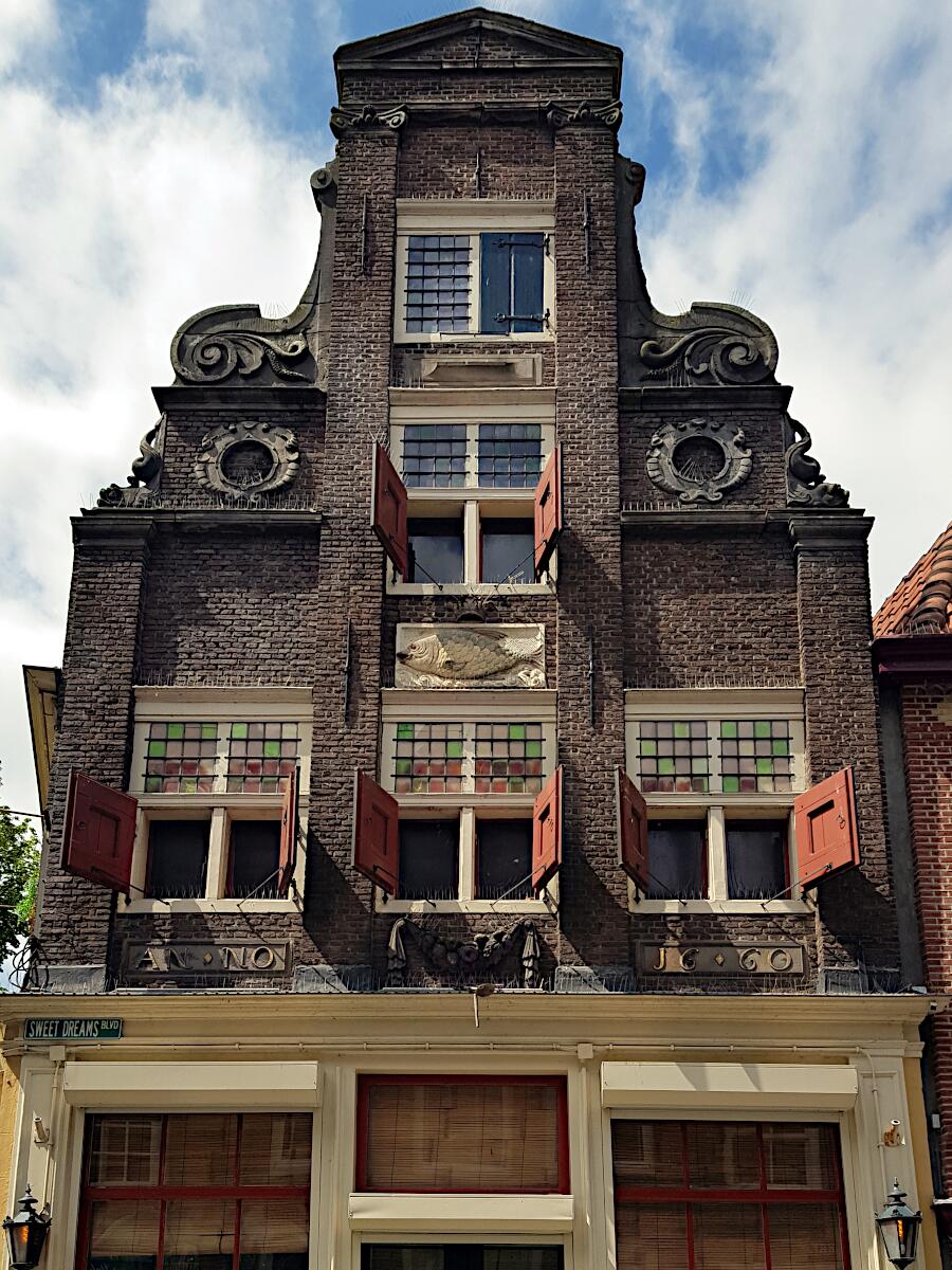 Kerkstraat 1 - Wohn- und Gesch�ftshaus (1660)