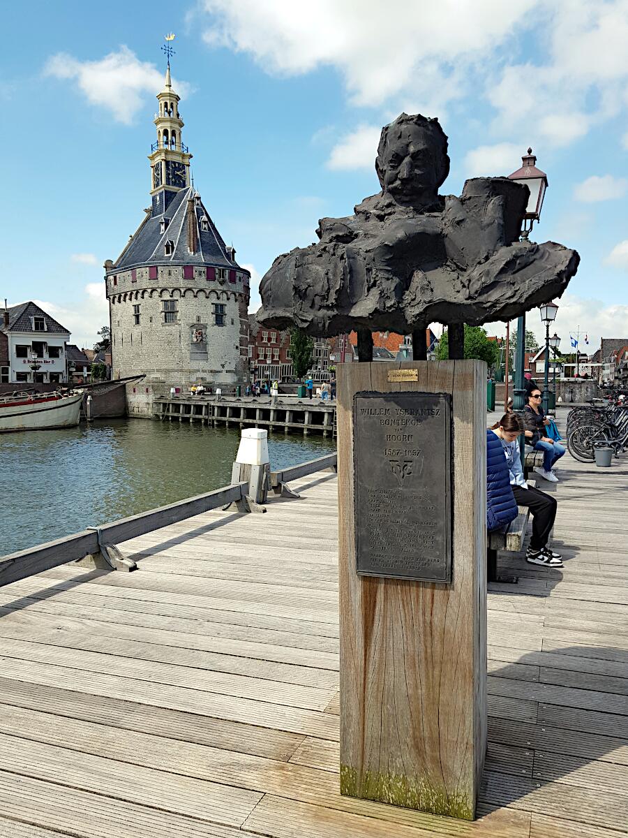 Willem Ysbrandszoon Bontekoe (1587-1657) - im Hintergrund Hoofdtoren (1532)