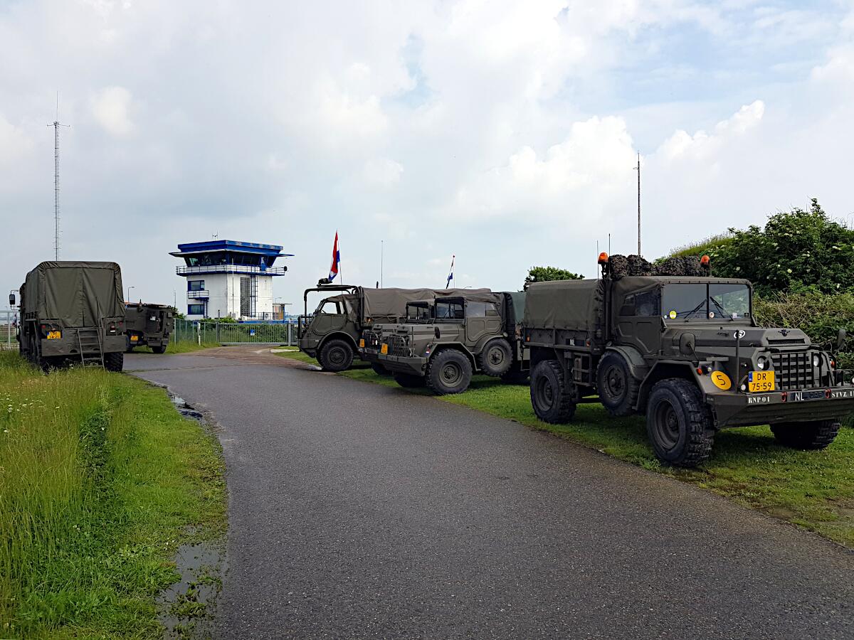 Kanonenkazematte VI (1933) - Museumsbesatzung am Bunkerdag 2024