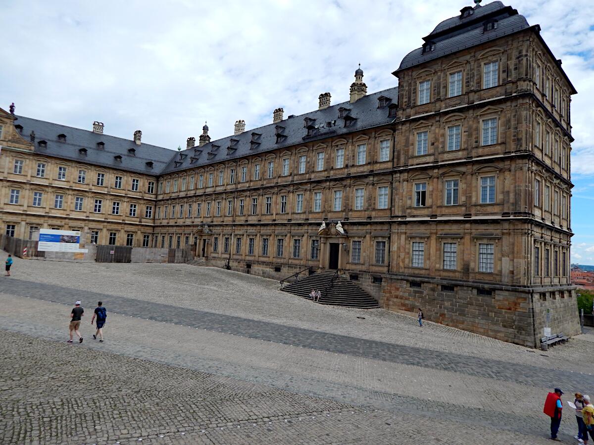 Neue Residenz (ab 1602, 1697-1703)