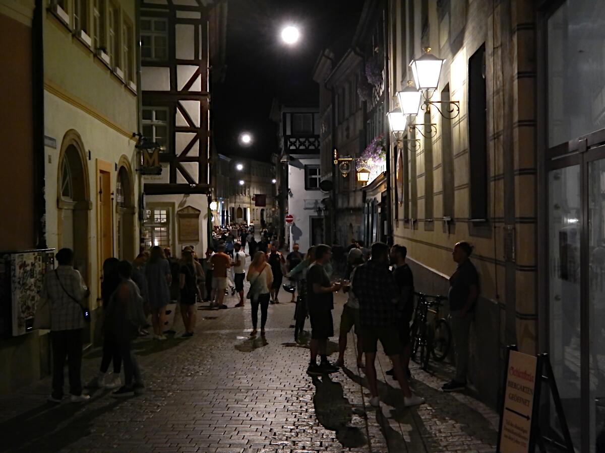 Dominikanerstrae - Straenausschank 'Schlenkerla' und 'Alt Ringlein'