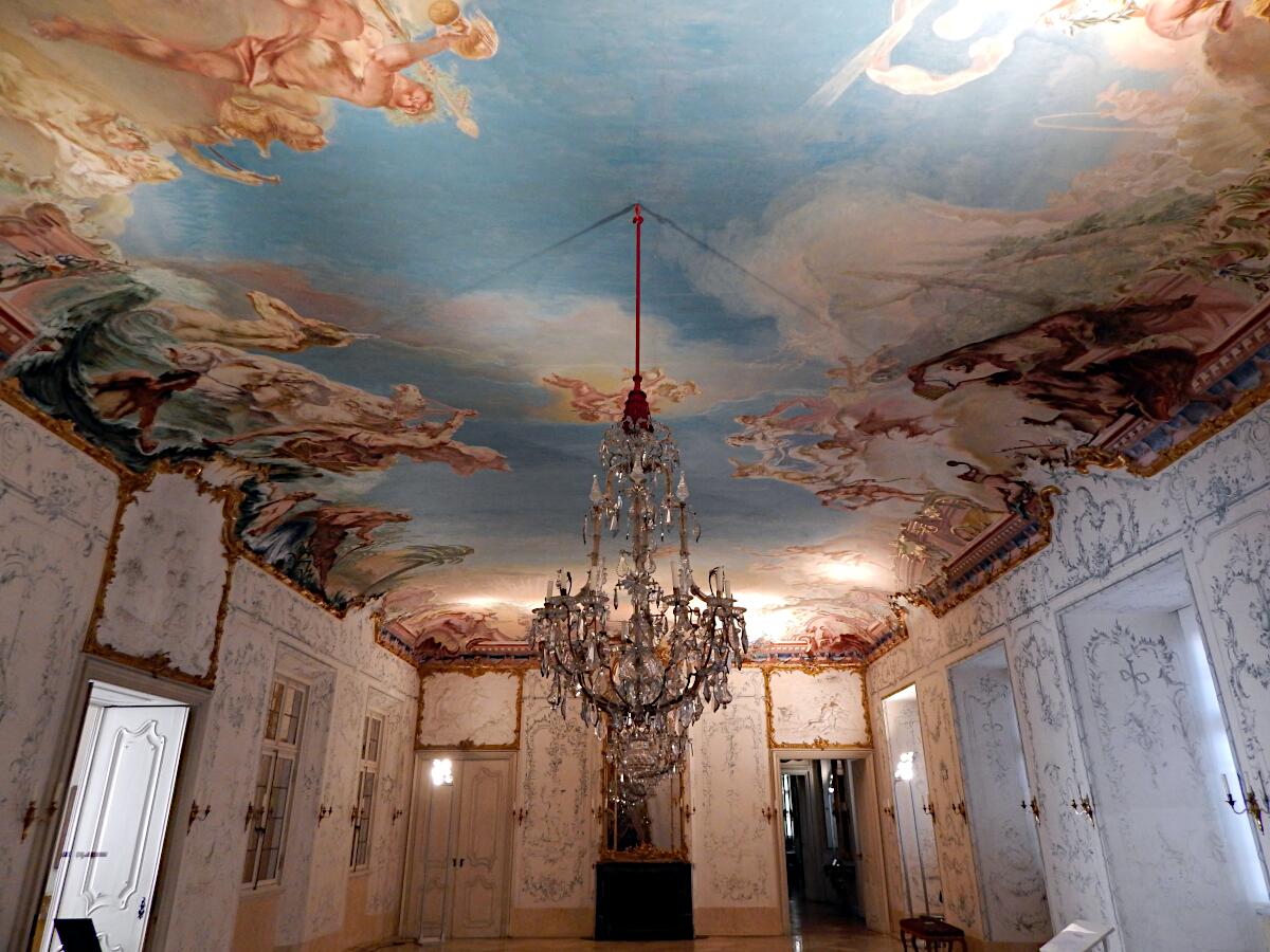 Schloss Seehof (1687-96) - Wei�er Saal