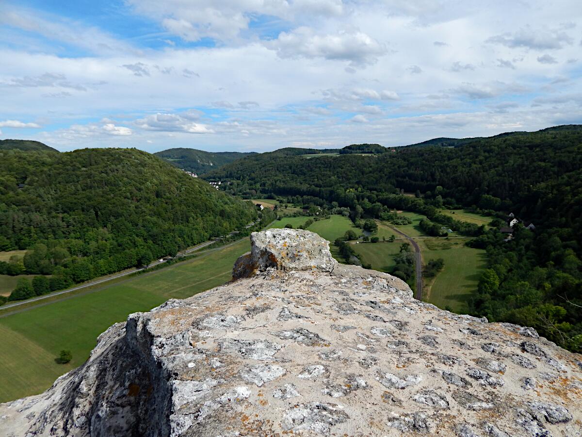 Burgruine Neideck - Blick ins Wiesenttal