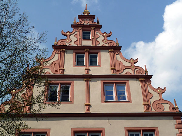 Historisches Rathaus (1605) - Ostgiebel