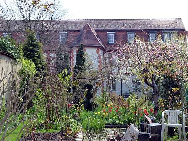 Rodensteiner Schloss - Nordansicht mit sechseckigem Turm