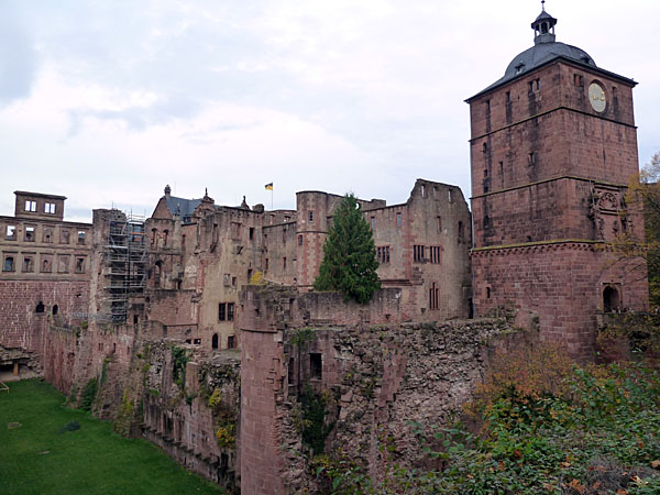 Heidelberger Schloss - Bibliotheksbau (um 1520), Ruprechtsbau und Torturm (1531-41)