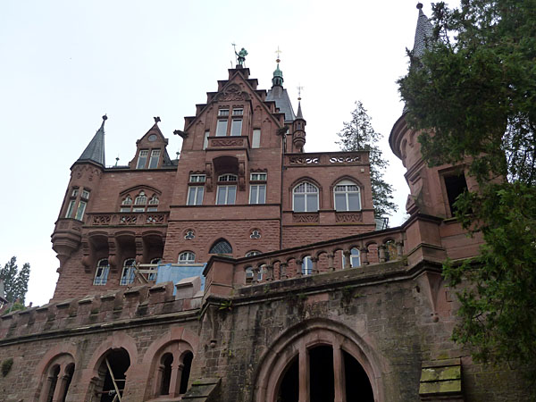 Neue Schlosstrae - Villa