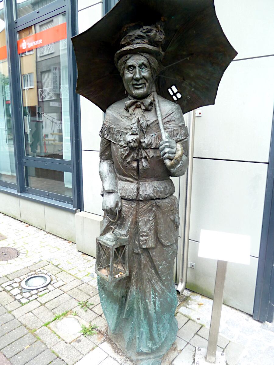 Friedrichstraße - Bronzefigur 'Lissebärwel'