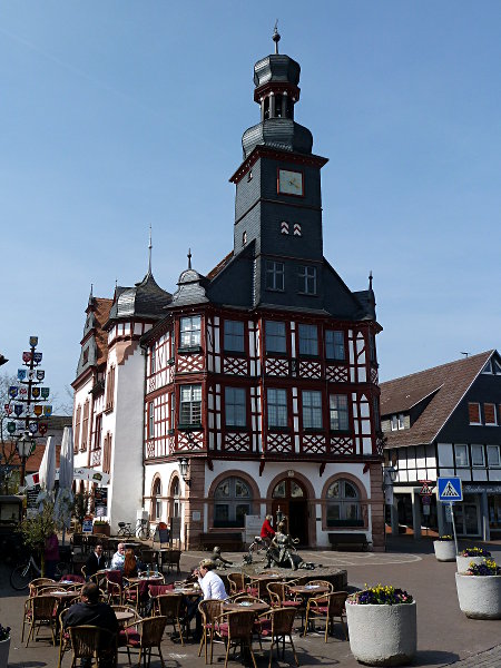 Lorscher Rathaus (1714/15)