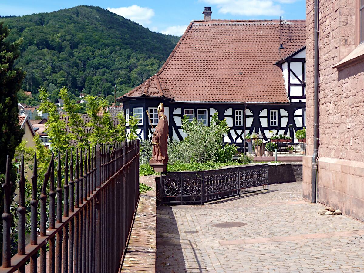 Katholisches Pfarrhaus (17. Jh.)